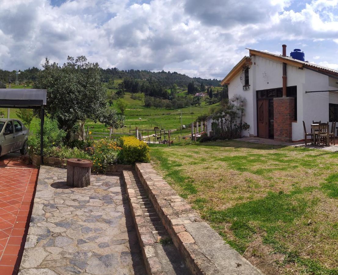 Cabañas&Glamping ILLARI Boutique Paipa Exterior foto